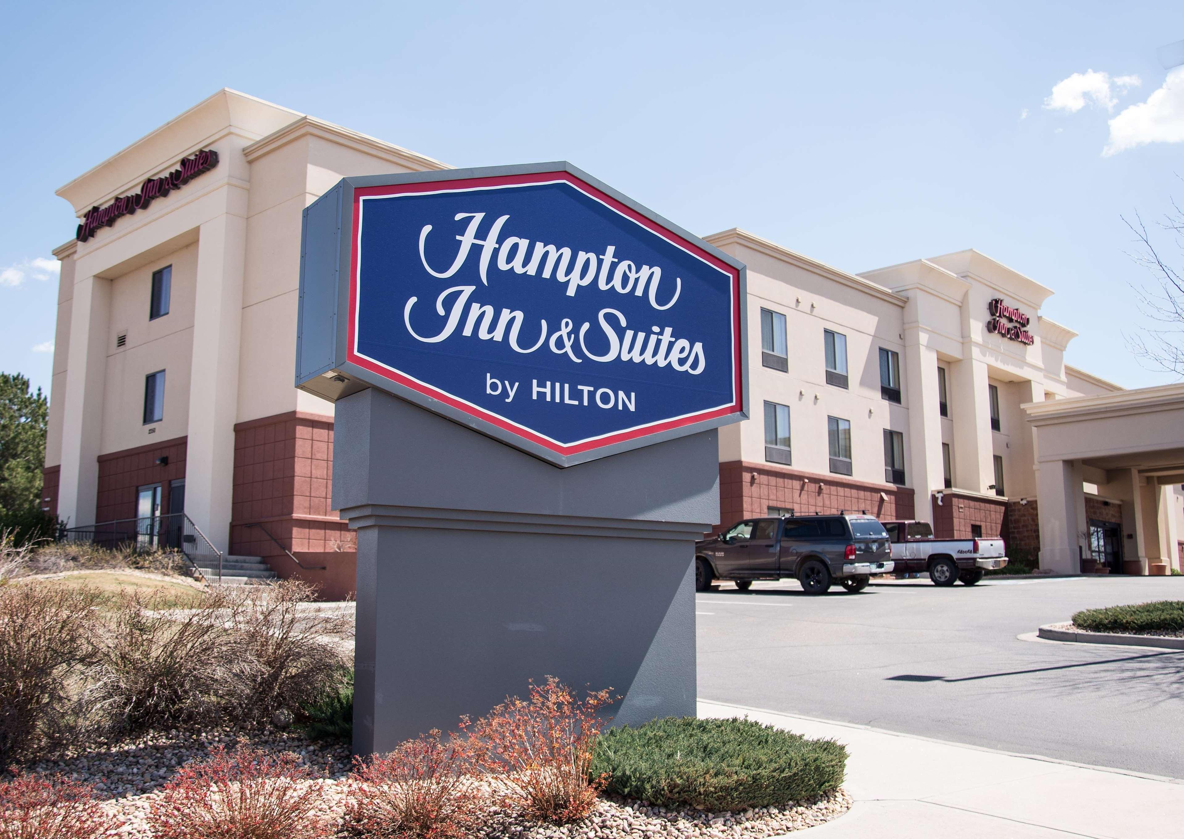 Hampton Inn & Suites Greeley Dış mekan fotoğraf