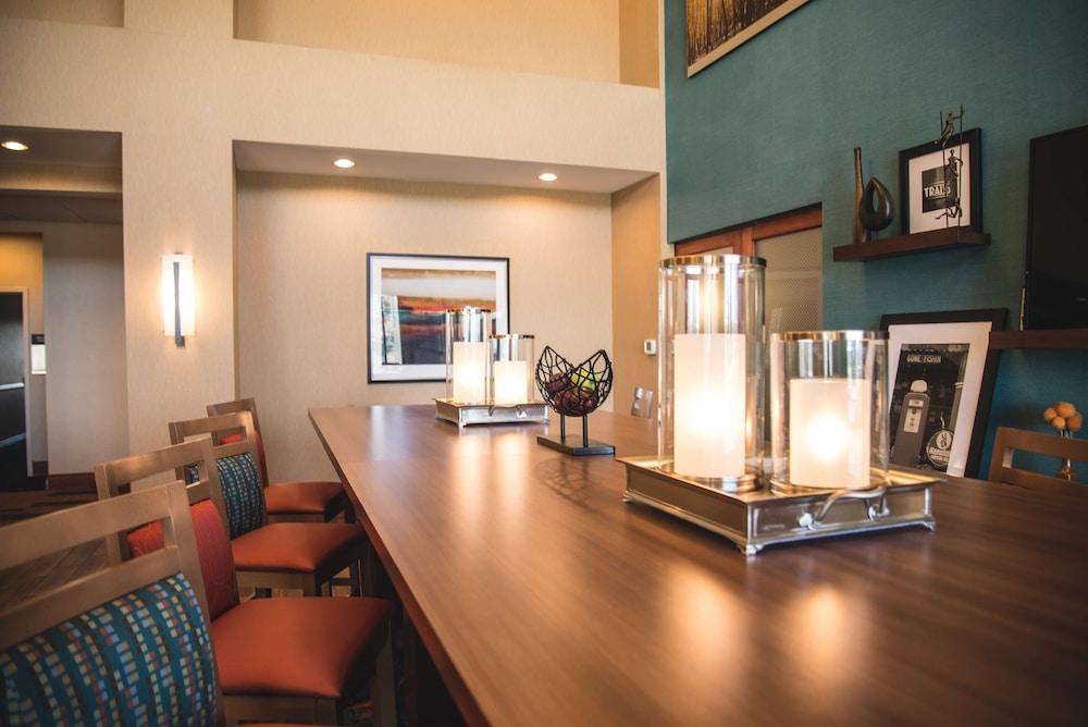 Hampton Inn & Suites Greeley Dış mekan fotoğraf