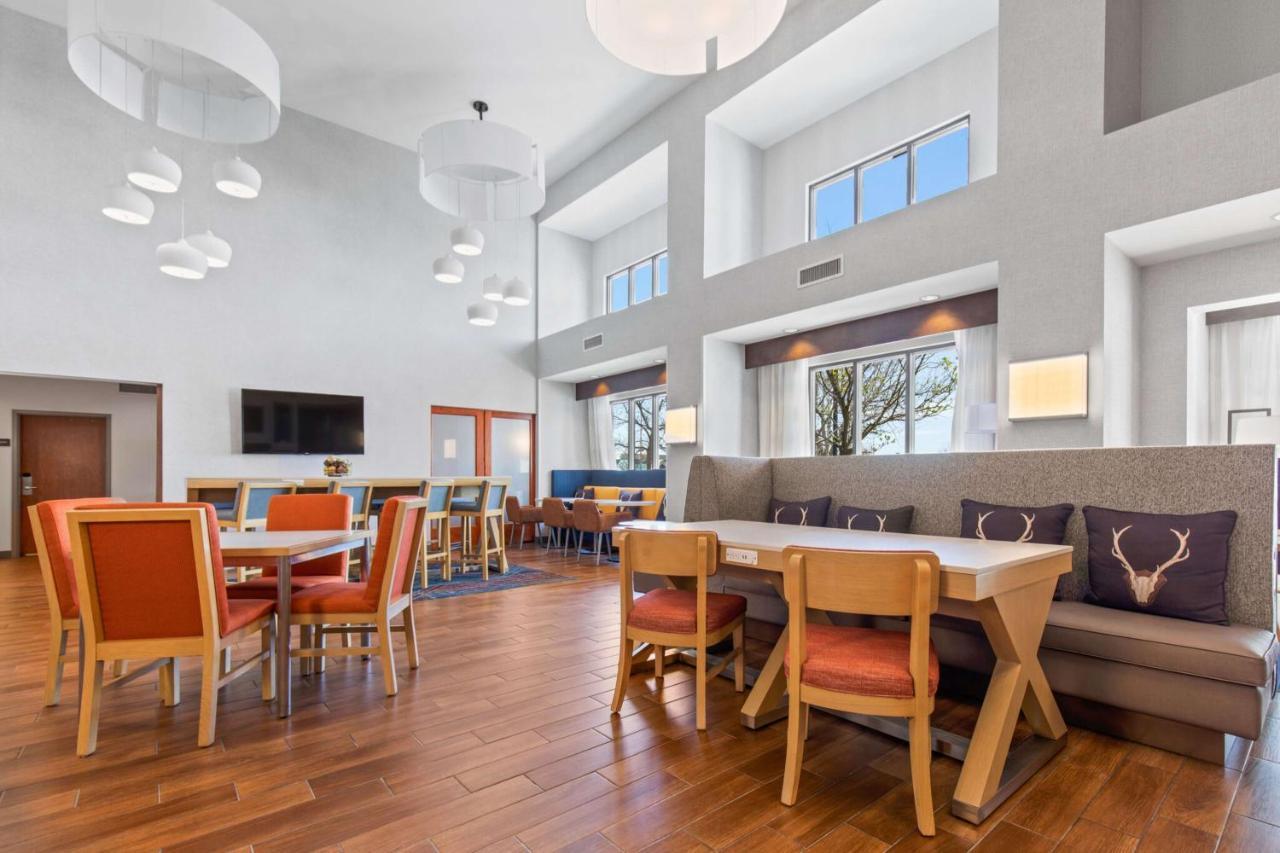 Hampton Inn & Suites Greeley Dış mekan fotoğraf
