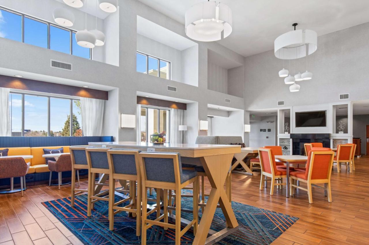 Hampton Inn & Suites Greeley Dış mekan fotoğraf