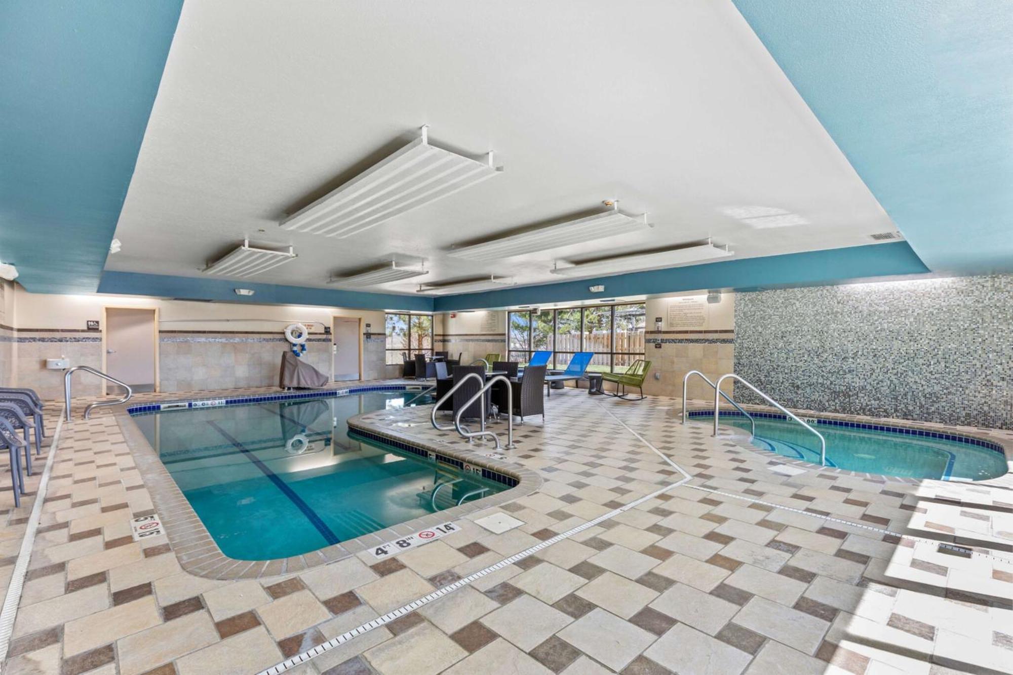 Hampton Inn & Suites Greeley Dış mekan fotoğraf