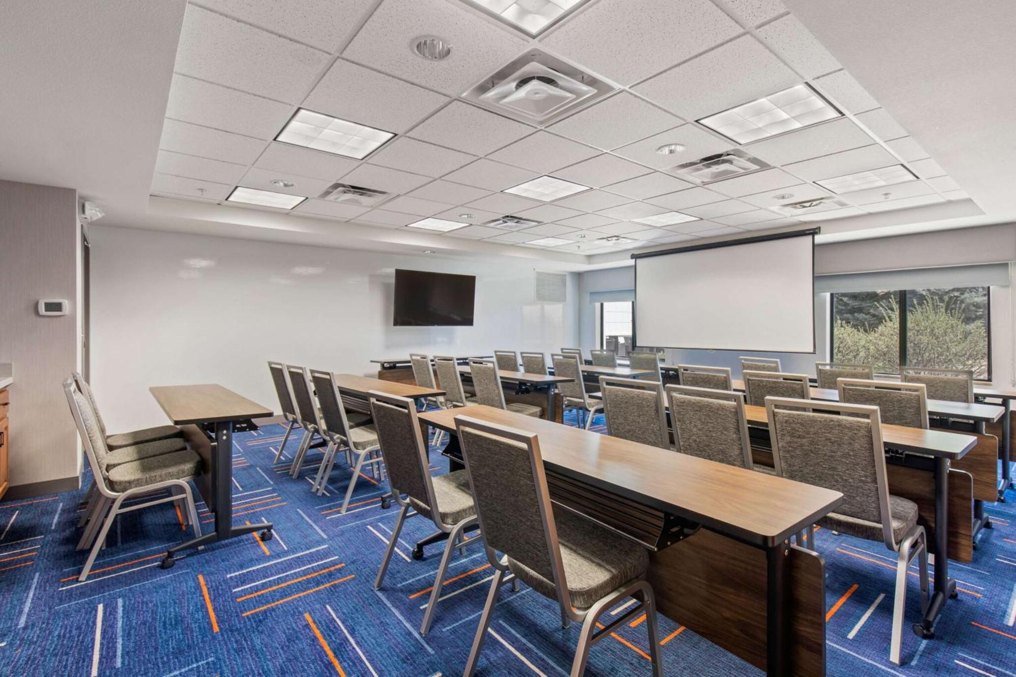 Hampton Inn & Suites Greeley Dış mekan fotoğraf