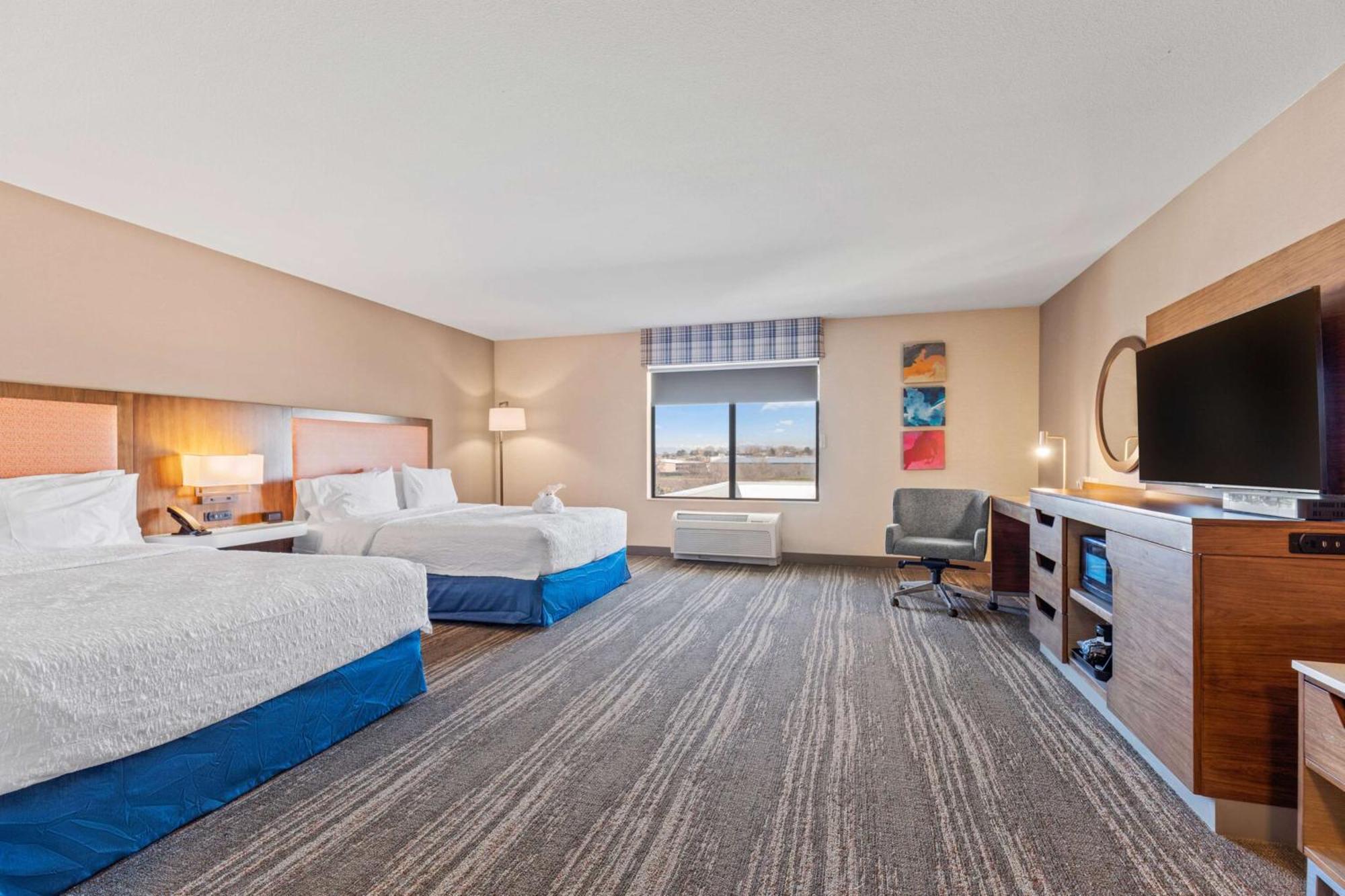 Hampton Inn & Suites Greeley Dış mekan fotoğraf