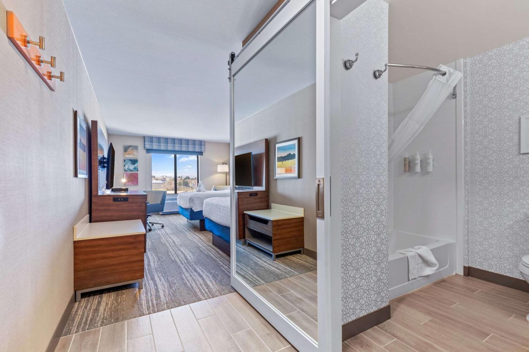 Hampton Inn & Suites Greeley Dış mekan fotoğraf